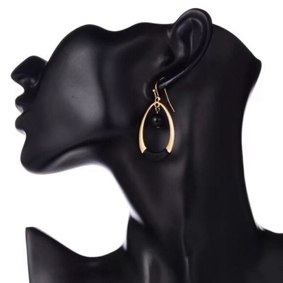 Thread Wrapped Tear Drop Earrings Black Gold - Picture 3 of 4